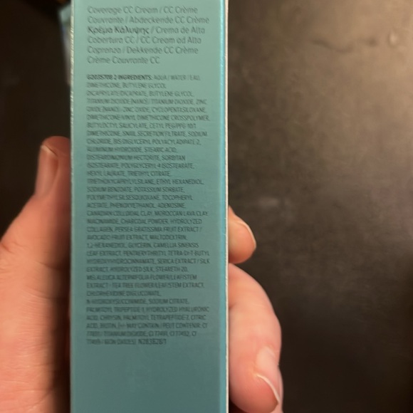 IT Cosmetics Cream Foundation with SPF 40 in Fair/Light - Picture 9 of 15